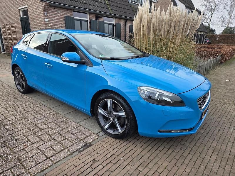 Occasion Volvo V40 Momentum 2013 Blauw (metallic) Hatchback