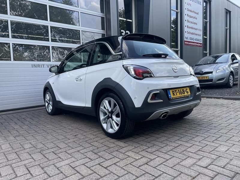 Occasion Opel Adam Rocks 90 PK (66 kW) 2018 Wit Hatchback
