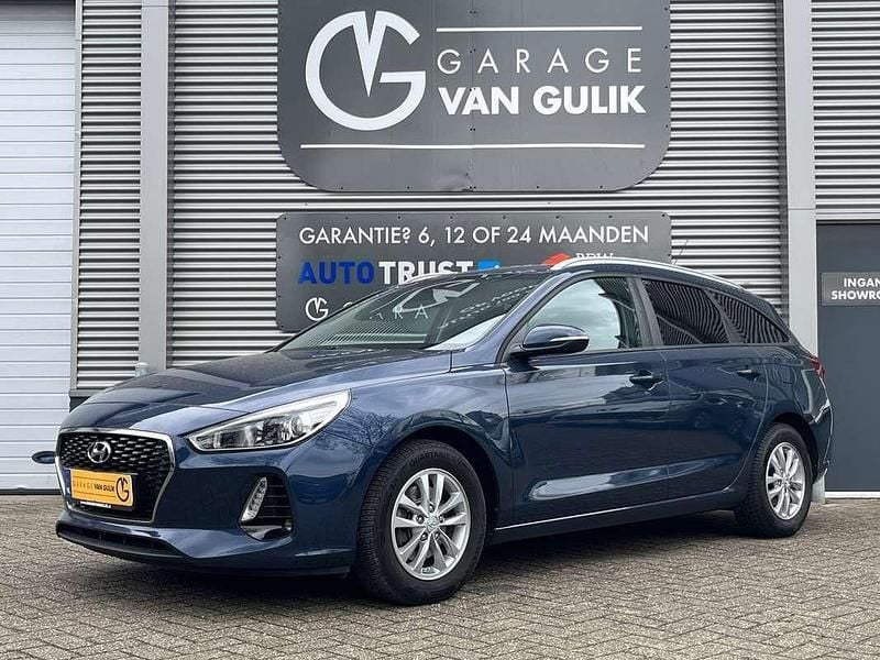 Blauw, metallic lak Gebruikt 2018 Hyundai i30 Stationwagen | € 11.995 (Eerlijke prijs) - Afbeelding 1/3