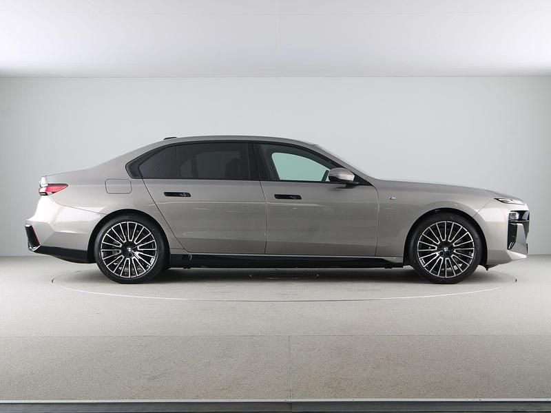 Occasion BMW i7 M Sport 334 kW (455 PK) 2026 Grijs Sedan
