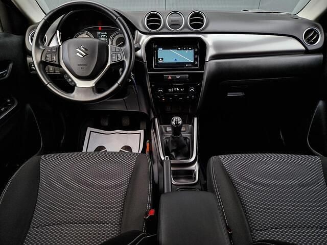 Occasion Suzuki Vitara 111 PK (81 kW) 2018 Zwart (metallic) SUV