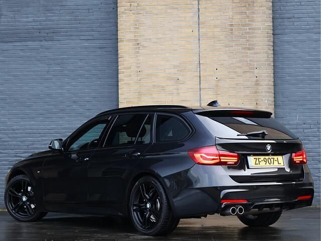 Occasion BMW 318 M Sport 136 PK (100 kW) 2019 Zwart Stationwagen