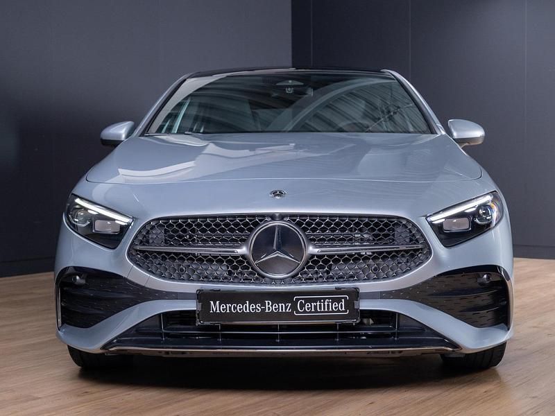 Occasion Mercedes A250 Business 163 PK (119 kW) 2025 Grijs Hatchback