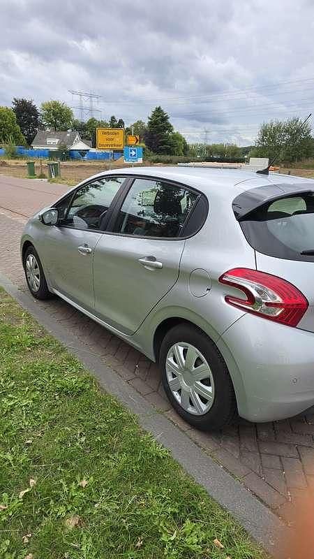 Occasion Peugeot 208 Active 82 PK (60 kW) 2013 Grijs Hatchback