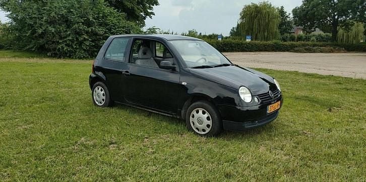 Occasion 2003 VW Lupo Hatchback | € 1.699 (Eerlijke prijs) - Afbeelding 1/4