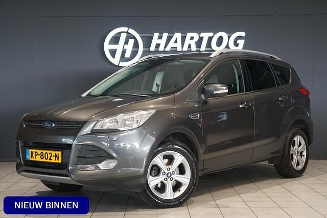 Grijs Gebruikt 2016 Ford Kuga Trend+ SUV | € 14.350 (Eerlijke prijs) - Afbeelding 1/4