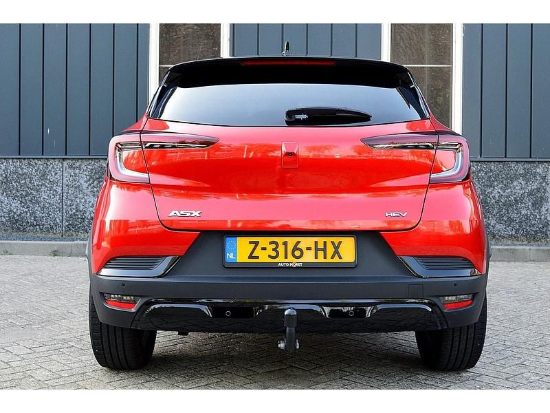 Occasion Mitsubishi ASX Instyle 143 PK (105 kW) 2024 Rood, metallic lak SUV