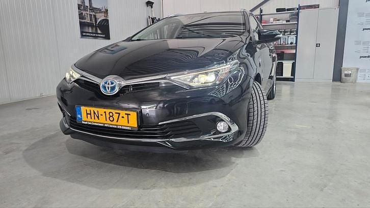 Occasion 2015 Toyota Auris Stationwagen | € 10.999 (Goede deal) - Afbeelding 1/4