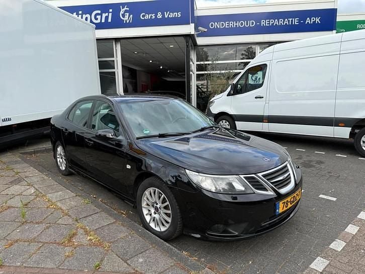 Zwart Occasion 2008 Saab 9-3 Sedan | € 2.995 (Eerlijke prijs) - Afbeelding 1/4