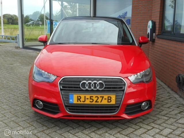Occasion Audi A1 Ambition 86 PK (63 kW) 2010 Rood Hatchback