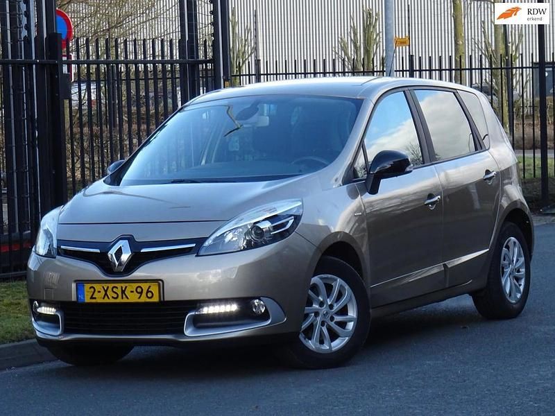 Bruin Gebruikt 2014 Renault Scénic III MPV | € 5.999 (Goede deal) - Afbeelding 1/4