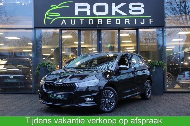 Zwart Gebruikt 2023 Skoda Fabia Business Line Hatchback | € 22.850 (Eerlijke prijs) - Afbeelding 1/4