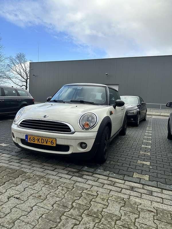 Gebruikt 2010 Mini ONE Hatchback | € 3.700 (Iets duurder) - Afbeelding 1/4