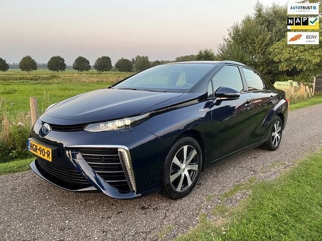 Blauw Gebruikt 2018 Toyota Mirai Executive Sedan | € 10.950 (Super prijs) - Afbeelding 1/4