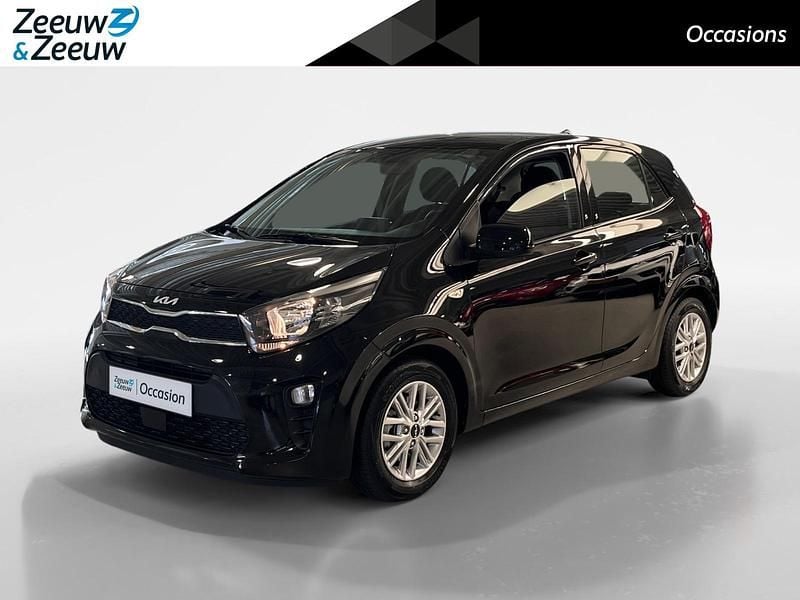 Zwart Gebruikt 2023 Kia Picanto Hatchback | € 14.745 (Eerlijke prijs) - Afbeelding 1/4