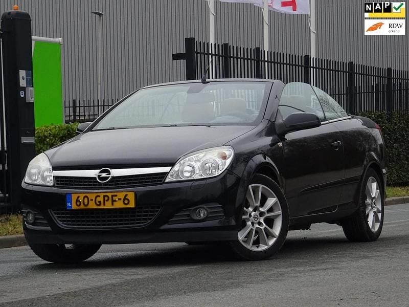 Occasion Opel Astra Cabriolet 140 PK (102 kW) 2008 Zwart Cabriolet