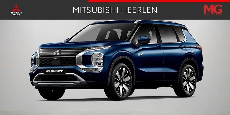 Cosmic blue Nieuw 2025 Mitsubishi Outlander P-HEV Instyle SUV | € 57.995 (Eerlijke prijs) - Afbeelding 1/4
