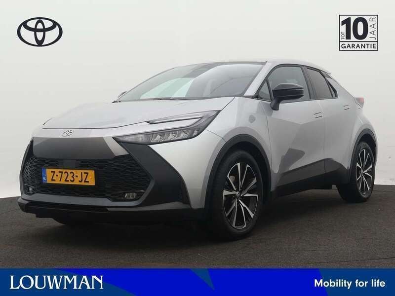 Grijs Gebruikt 2024 Toyota C-HR SUV | € 32.945 (Super prijs) - Afbeelding 1/3