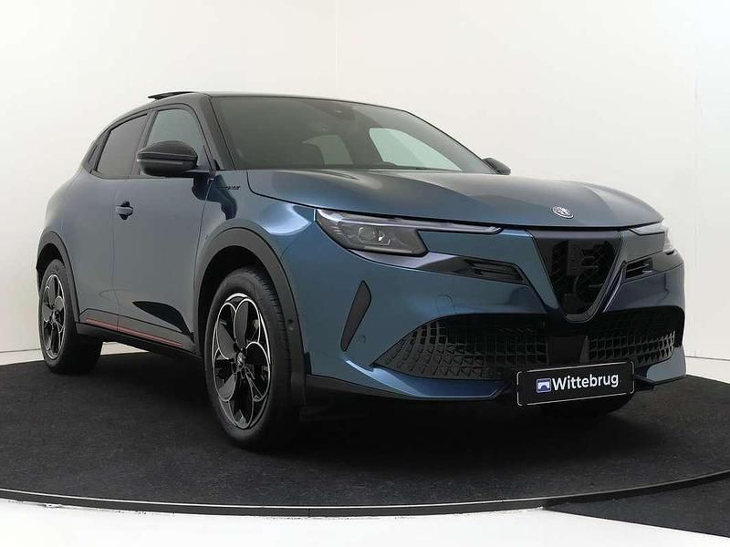 Occasion Alfa Romeo Junior Edizione Speciale 114 kW (156 PK) 2024 Blauw SUV