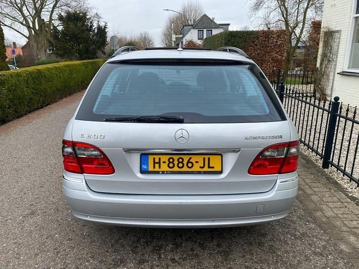 Occasion Mercedes E200 Avantgarde 184 PK (135 kW) 2007 Grijs (metallic) Stationwagen