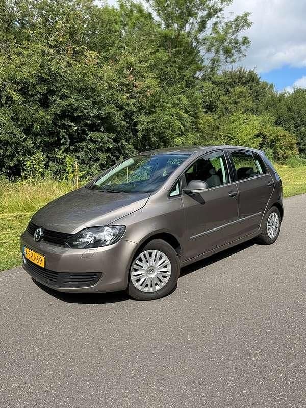Bruin Gebruikt 2013 VW Golf VII Trendline Stationwagen | € 8.950 (Goede deal) - Afbeelding 1/4