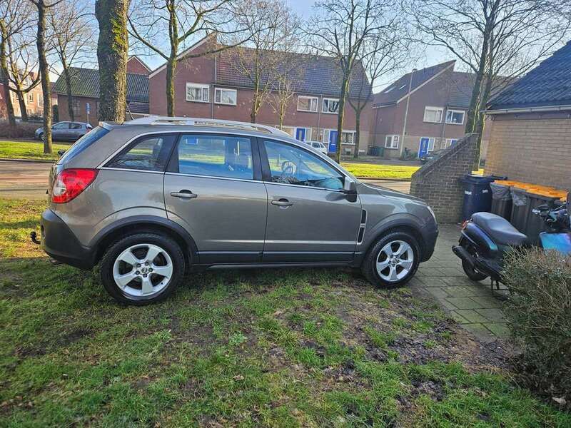 Beige Gebruikt 2008 Opel Antara Enjoy SUV | € 3.750 (Eerlijke prijs) - Afbeelding 1/2