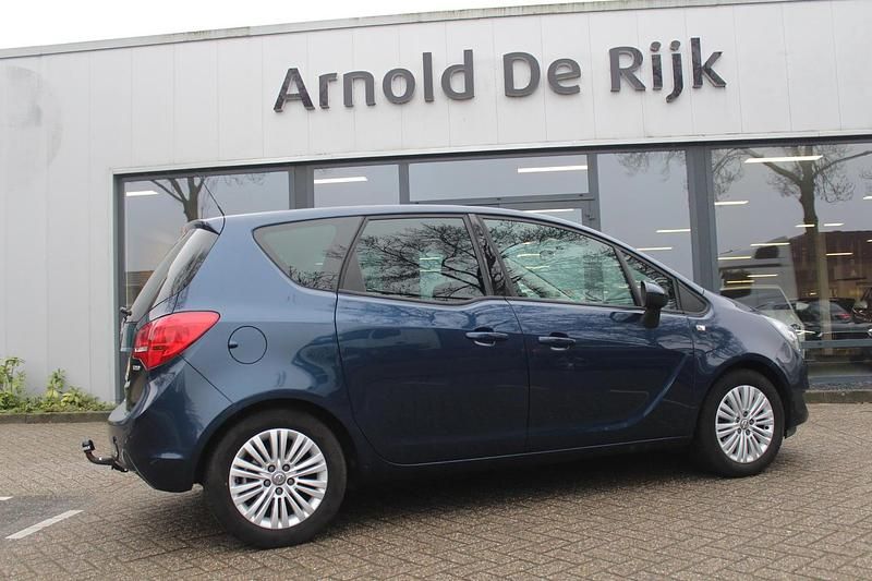 Occasion Opel Meriva Design Edition 120 PK (88 kW) 2014 Blauw MPV