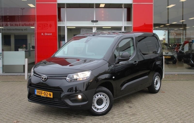 Zwart Gebruikt 2023 Toyota Proace City Van | € 18.900 (Goede deal) - Afbeelding 1/4