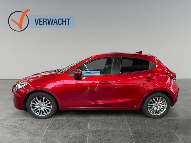 Rood Gebruikt 2024 Mazda 2 Exclusive-Line Hatchback | € 26.950 (Duur) - Afbeelding 1/4