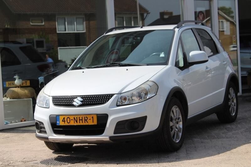 Wit Gebruikt 2010 Suzuki SX4 Comfort MPV | € 5.350 (Iets duurder) - Afbeelding 1/4