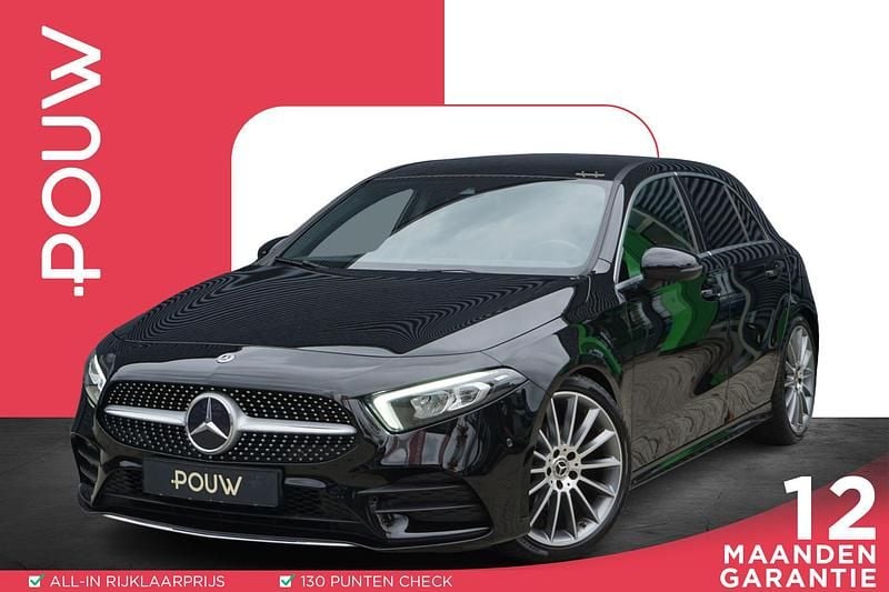 Zwart Gebruikt 2020 Mercedes A180 Premium Plus Hatchback | € 25.450 (Super prijs) - Afbeelding 1/4