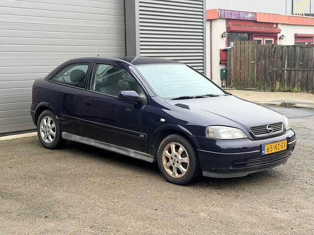 Occasion Opel Astra Njoy 84 PK (61 kW) 2004 Blauw Hatchback