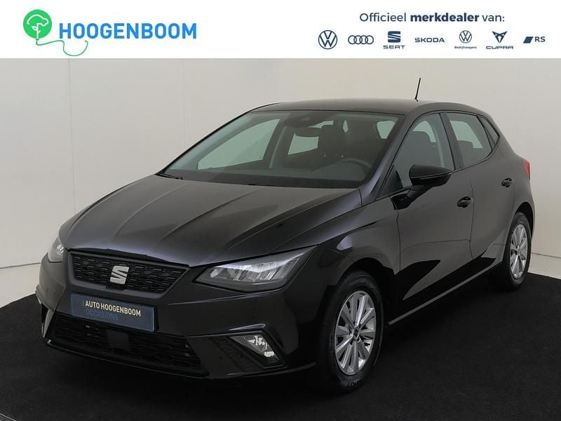 Zwart Gebruikt 2024 Seat Ibiza Business Hatchback | € 21.450 (Goede deal) - Afbeelding 1/4