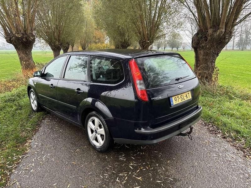 Occasion Ford Focus Futura 101 PK (74 kW) 2006 Blauw Stationwagen
