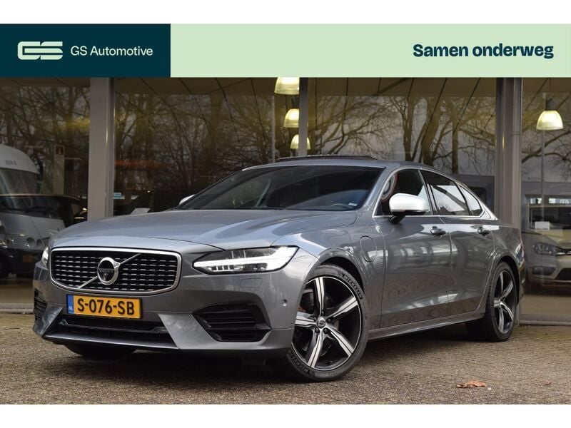 Grijs Gebruikt 2019 Volvo S90 R-Design Sedan | € 28.450 (Eerlijke prijs) - Afbeelding 1/3