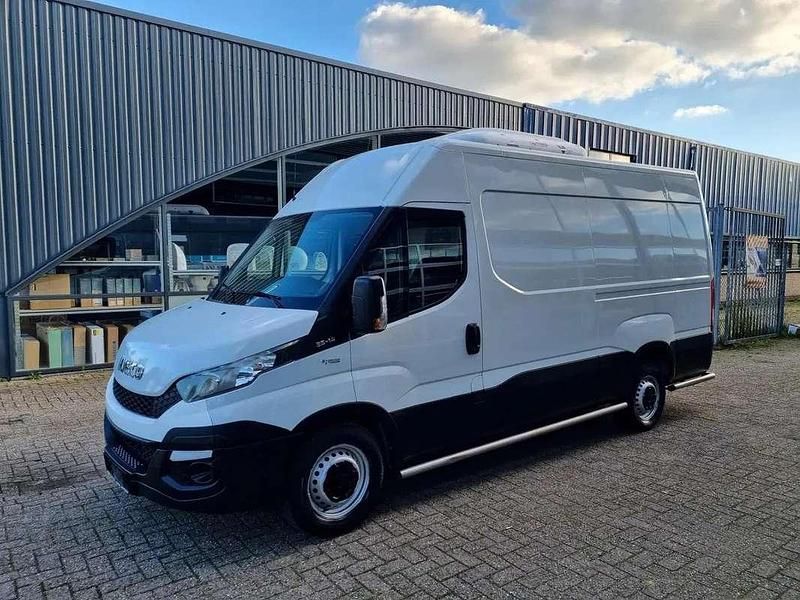 Occasion Iveco Daily 136 PK (100 kW) 2016 Wit Van