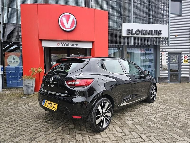 Occasion Renault Clio V Dynamique 2022 Zwart Hatchback