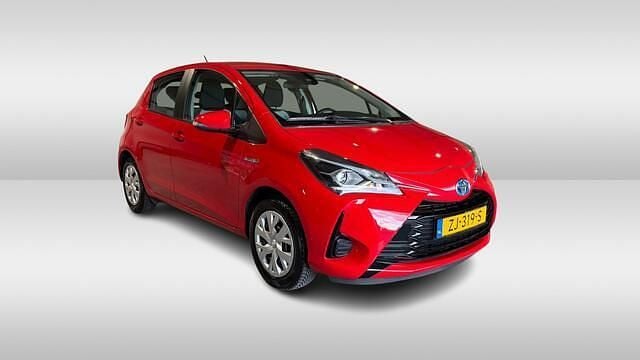 Rood Gebruikt 2019 Toyota Yaris Active Hatchback | € 15.640 (Eerlijke prijs) - Afbeelding 1/4
