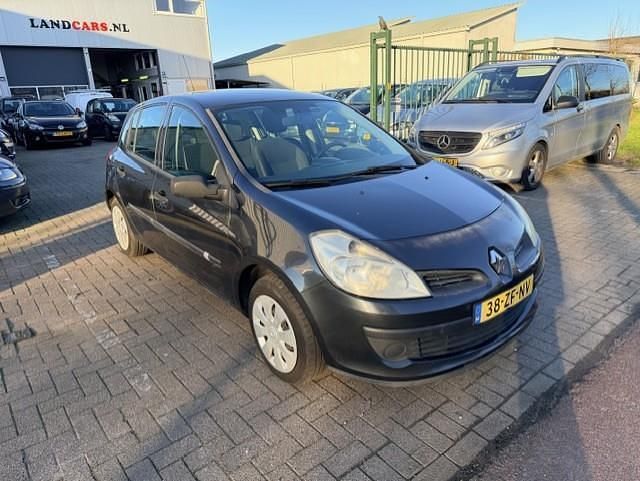 Occasion Renault Clio II Business 75 PK (55 kW) 2008 Hatchback Hatchback