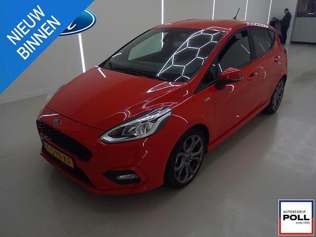 Rood Occasion 2021 Ford Fiesta ST-Line Hatchback | € 15.900 (Eerlijke prijs) - Afbeelding 1/4