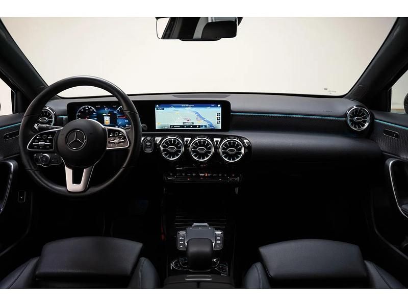Occasion Mercedes A250 Business 161 PK (118 kW) 2020 Zwart Hatchback