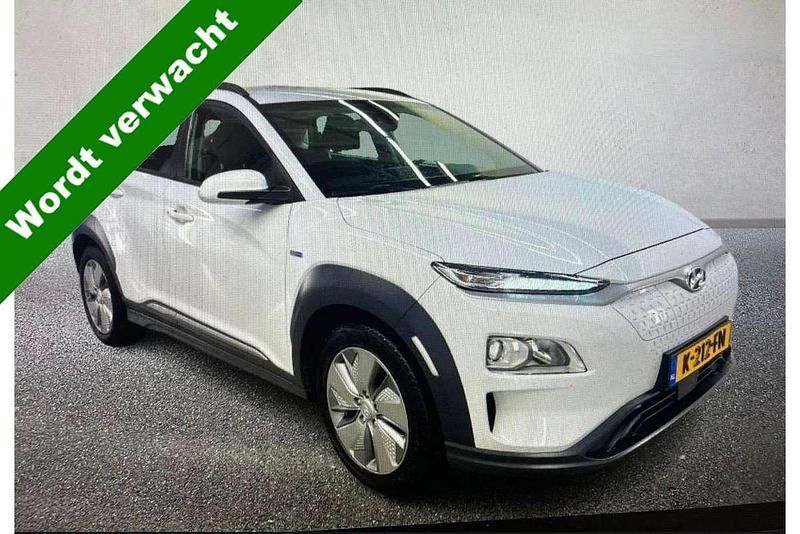 Wit Occasion 2020 Hyundai Kona Comfort SUV | € 13.950 (Super prijs) - Afbeelding 1/4