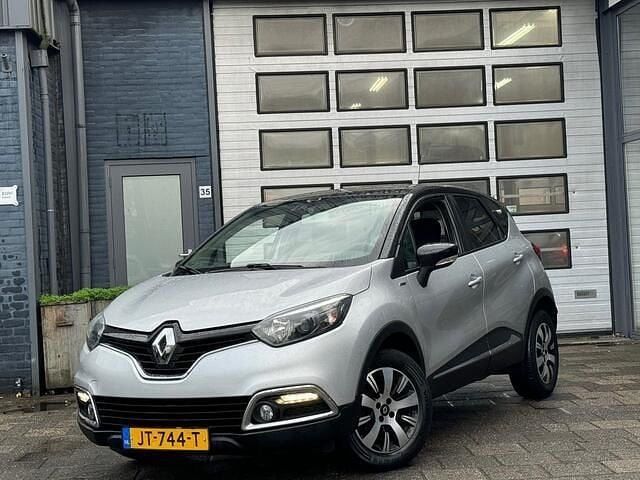 Grijs Occasion 2016 Renault Captur LIMITED SUV | € 8.795 (Goede deal) - Afbeelding 1/4