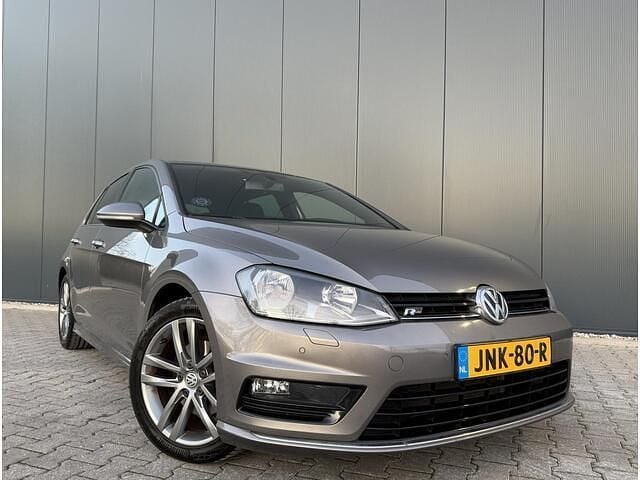 Grijs Gebruikt 2016 VW Golf VII R-line Hatchback | € 16.990 (Eerlijke prijs) - Afbeelding 1/4