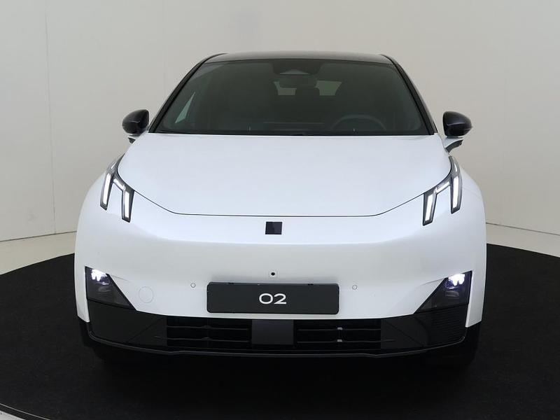 Nieuw Lynk & Co 02 272 PK (200 kW) 2025 Wit SUV