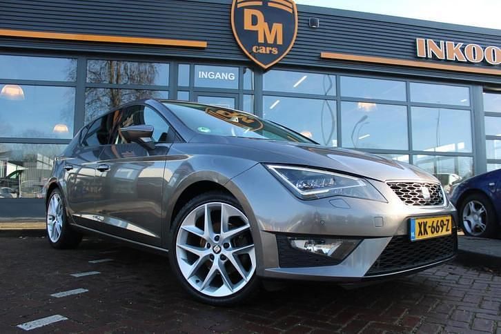 Grijs Occasion 2014 Seat Leon FR Hatchback | € 8.750 (Eerlijke prijs) - Afbeelding 1/4