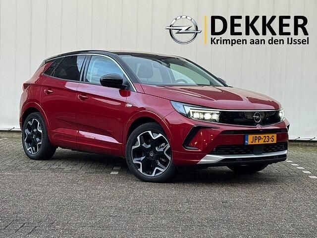 Rood Occasion 2024 Opel Grandland X Elegance SUV | € 32.950 (Eerlijke prijs) - Afbeelding 1/4