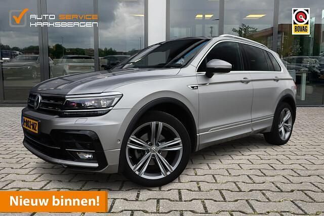Grijs Gebruikt 2018 VW Tiguan R-line SUV | € 26.900 (Iets duurder) - Afbeelding 1/4