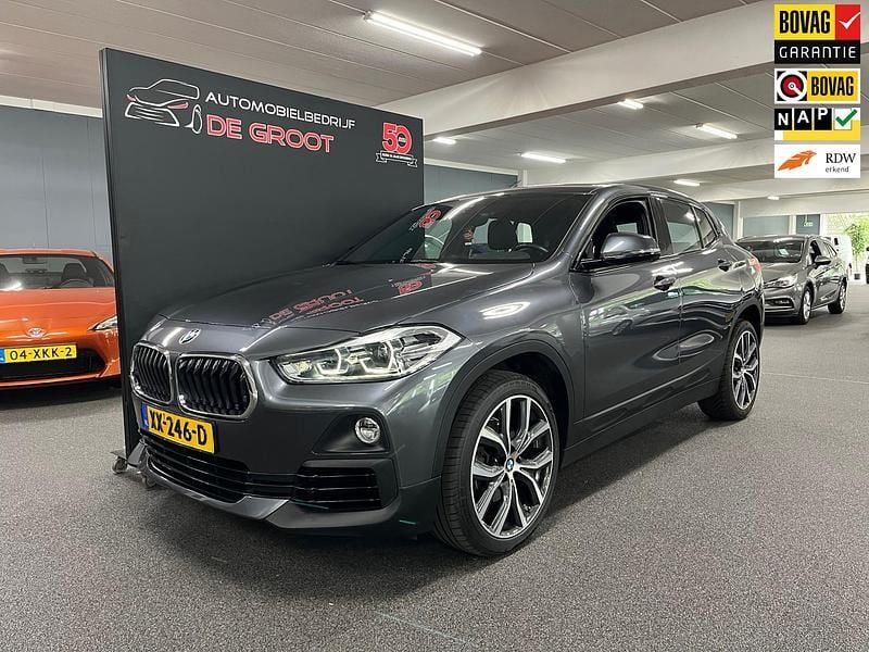 Grijs Gebruikt 2019 BMW X2 Executive SUV | € 22.950 (Eerlijke prijs) - Afbeelding 1/4
