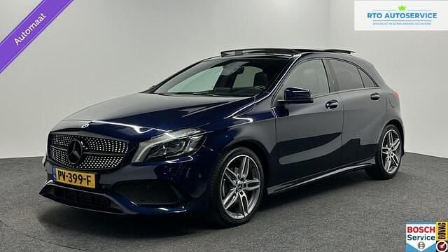 Blauw, metallic lak Gebruikt 2017 Mercedes A180 Business Hatchback | € 15.500 (Eerlijke prijs) - Afbeelding 1/4